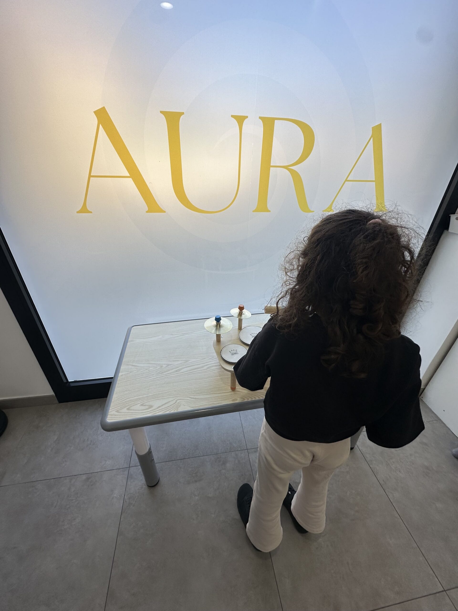 Studio AURA 2